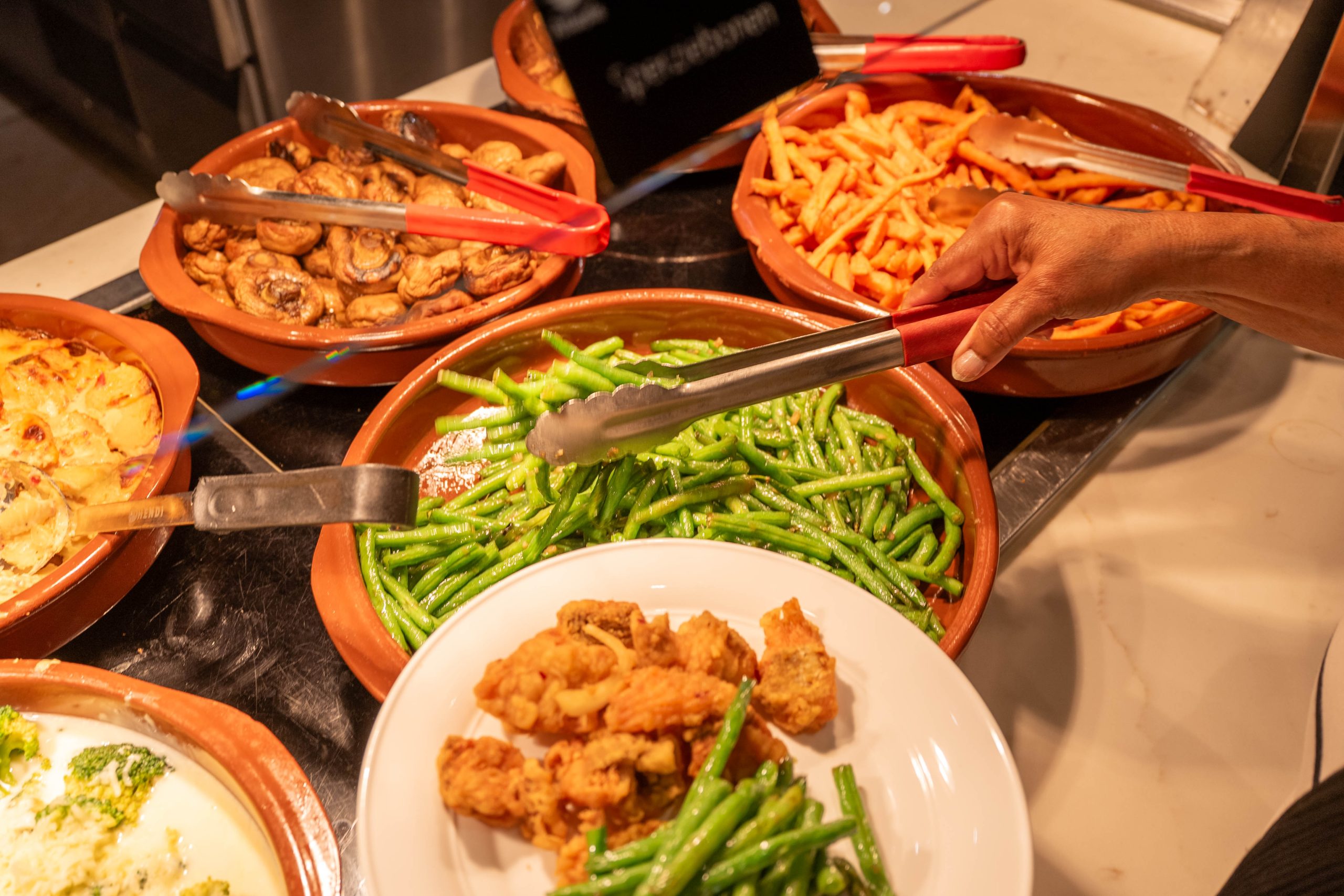 Warm Buffet